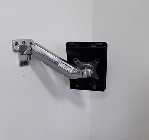 Soporte pared brazo antirrobo para tablets ipads